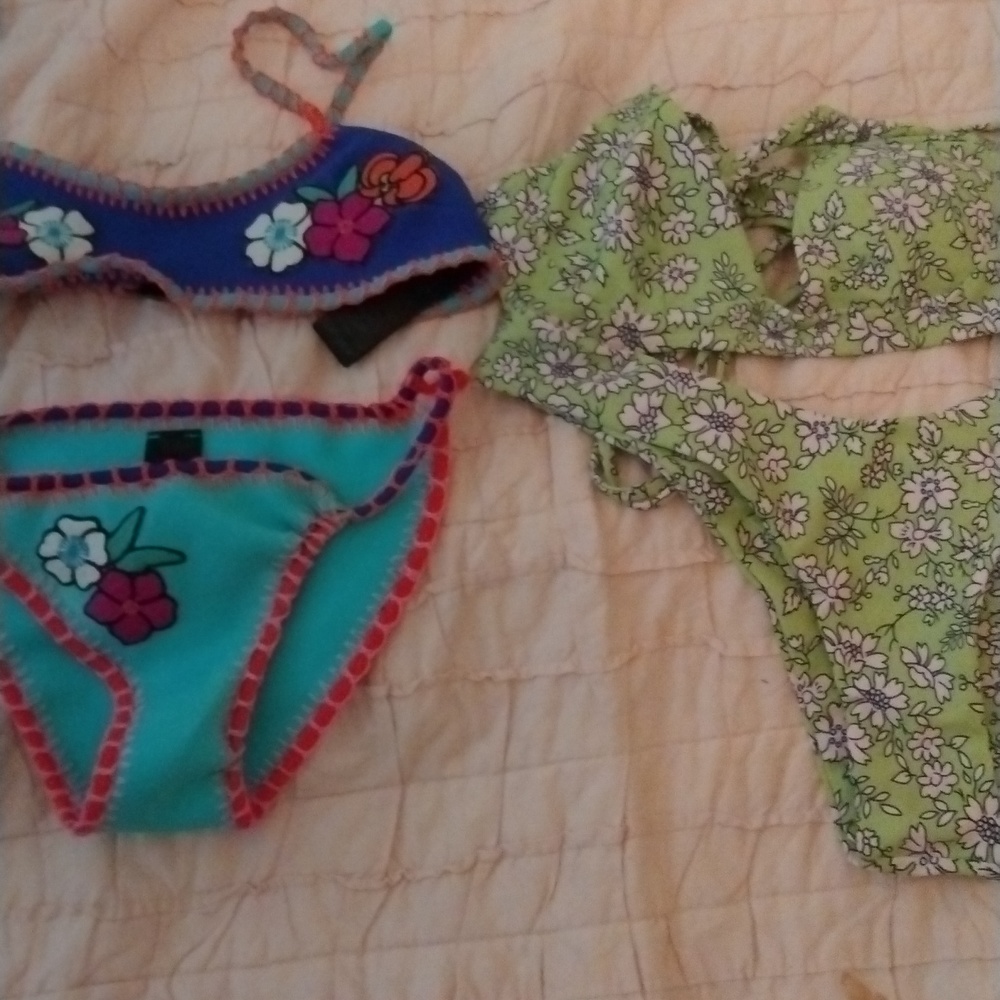 Lot of two bathing suits topshop and zaful